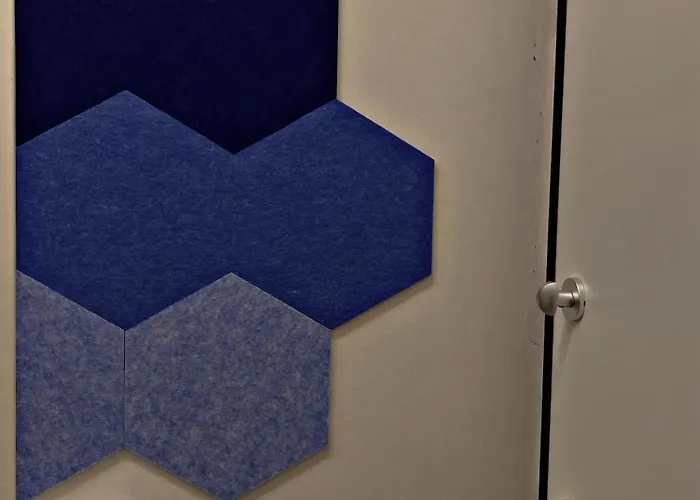 - La Barchetta Giardini Naxos